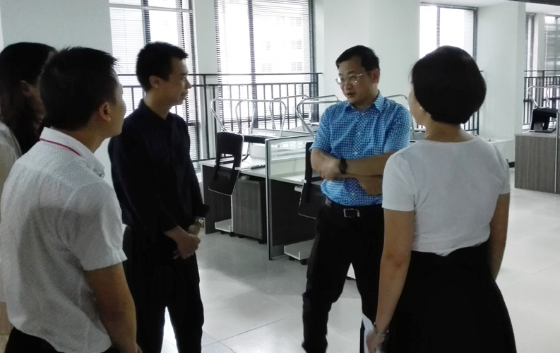 2015年7月3日，重庆市渝北区委副书记、区长赖蛟一行视察了筹备中重庆天度网络信息技术有限公司。